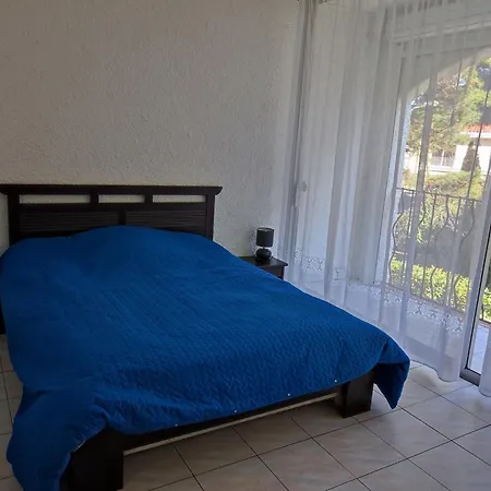 דירה 2 Pieces Avec Piscine, Parking Prive, A 400m De La - 4 Personnes - Fr-1-776-46