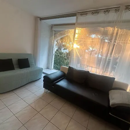 2 Pieces Avec Piscine, Parking Prive, A 400m De La - 4 Personnes - Fr-1-776-46 דירה